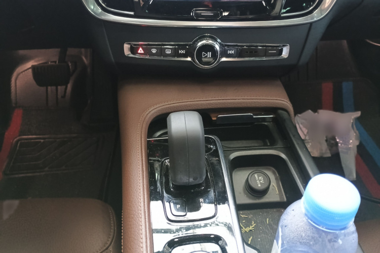 沃尔沃S90 2022款 B5 智逸豪华版局部细节18