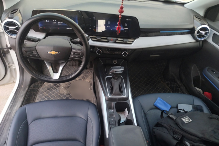 雪佛兰 科鲁泽 2024款 1.5L 双离合悦享版中控内饰12