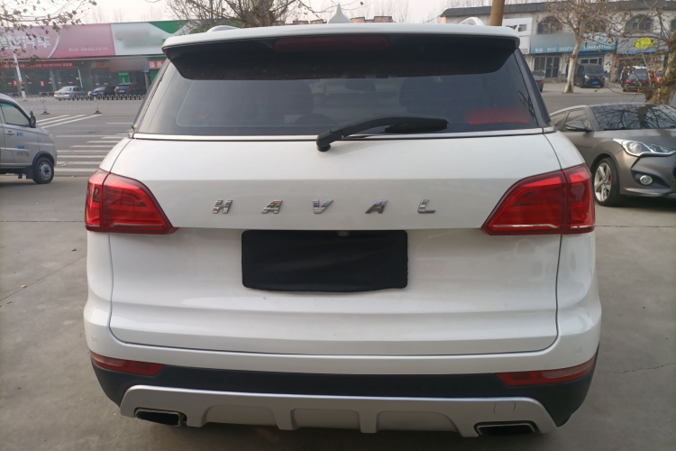 哈弗H6 Coupe 2015款 蓝标 2.0T 自动两驱精英型车身外观6