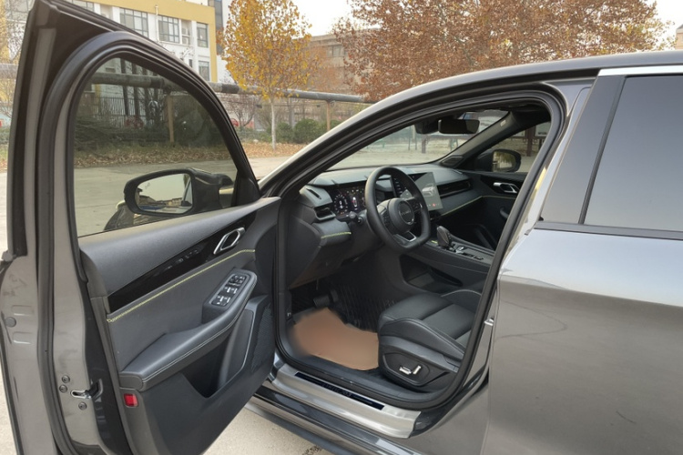 领克03 2023款 1.5TD DCT劲Pro中控内饰7006