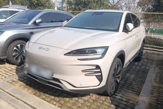 比亚迪 宋PLUS新能源 2025款 EV 605km 旗舰型