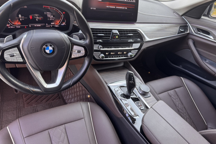 宝马5系 2021款 530Li 领先型 豪华套装中控内饰7006