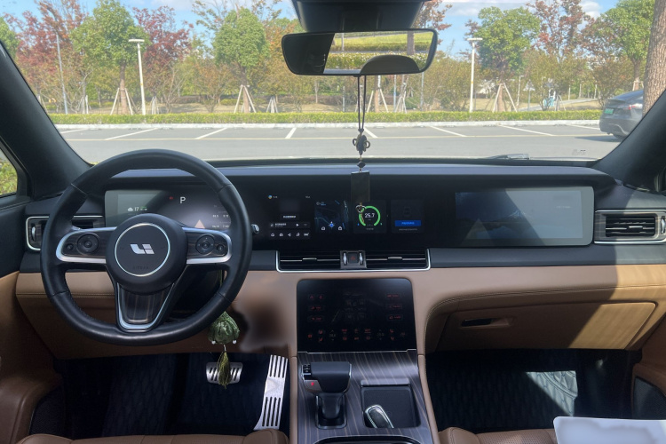 理想汽车 理想ONE 2020款 增程6座版中控内饰7006