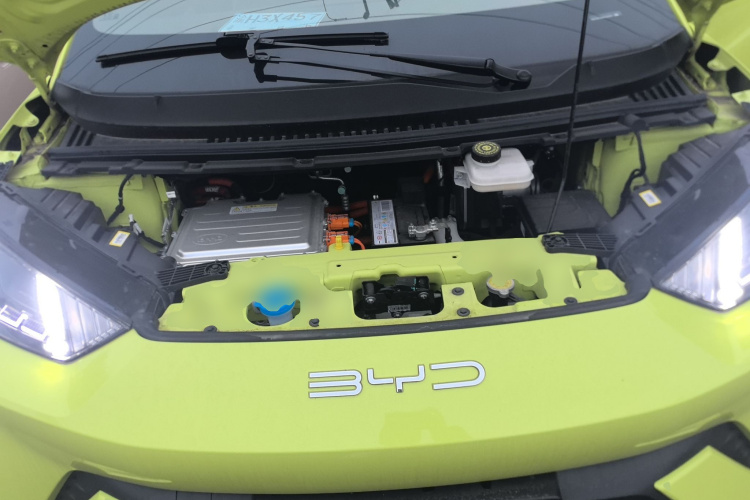 比亚迪 海鸥 2023款 自由版机舱底盘24