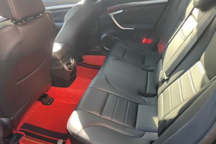 魏牌 VV7 2017款 2.0T 超豪型中控内饰21