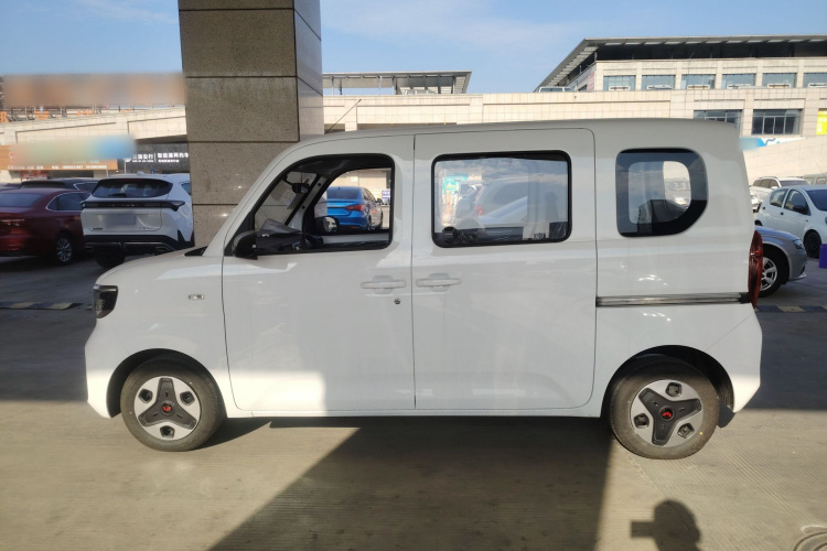 五菱汽车 五菱之光新能源 2025款 201km 标准型车身外观6003