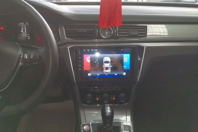 大众 帕萨特 2017款 330TSI DSG尊荣版局部细节16