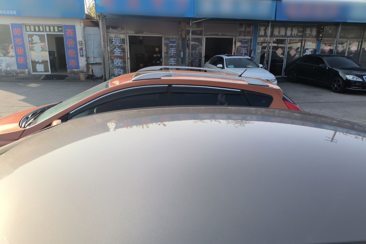 福特 福克斯 2012款 三厢 1.6L 自动舒适型局部细节57