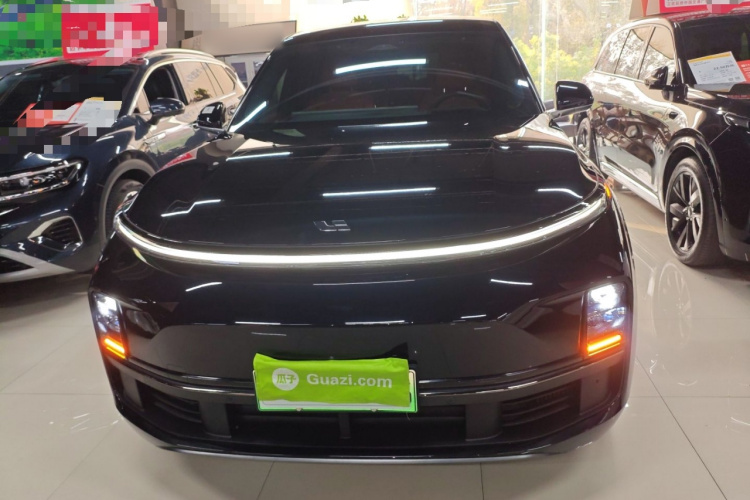 理想汽车 理想L8 2023款 Pro车身外观2