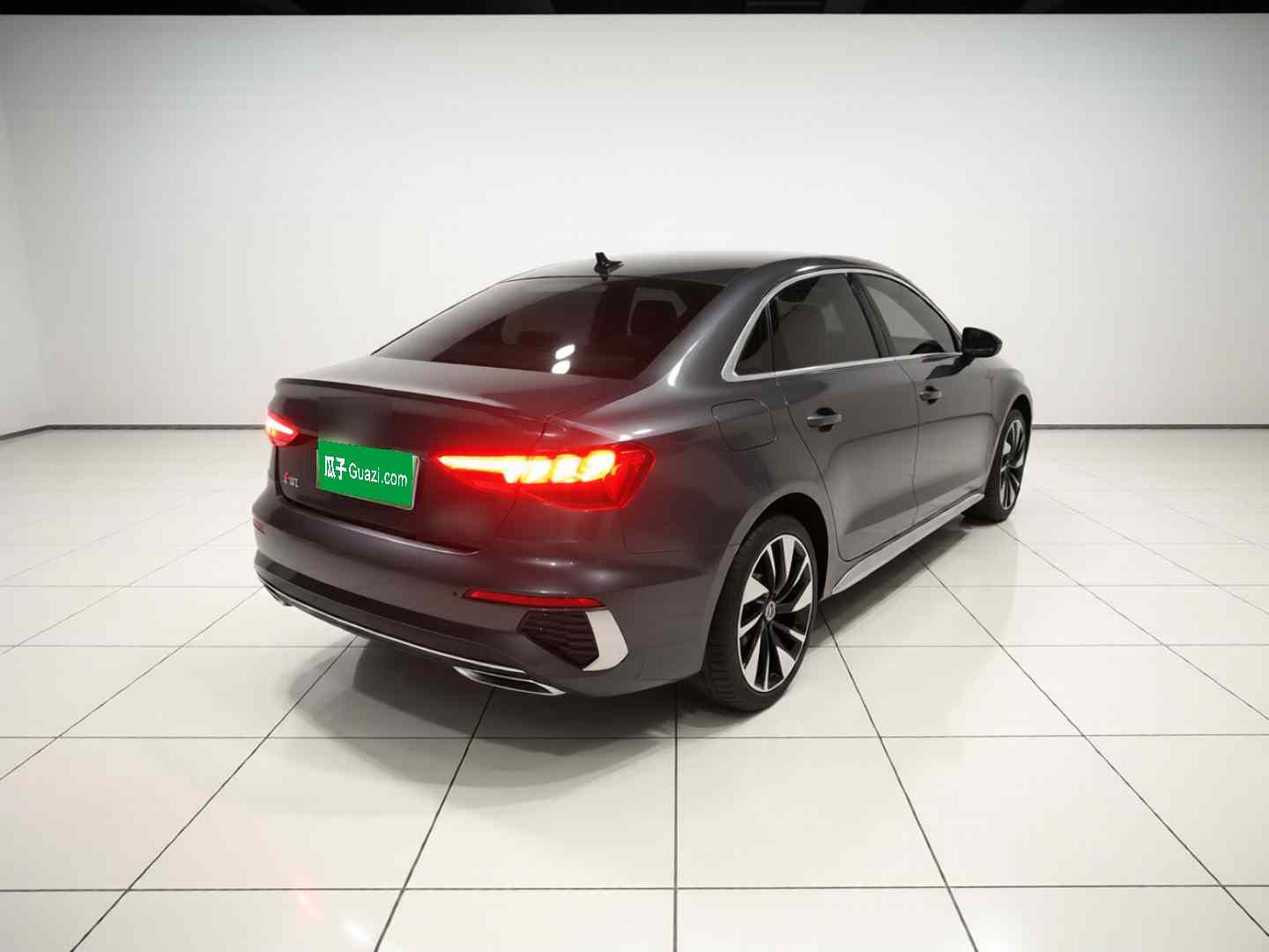 奥迪A3 2024款 A3L Limousine 35 TFSI 时尚运动型(5)