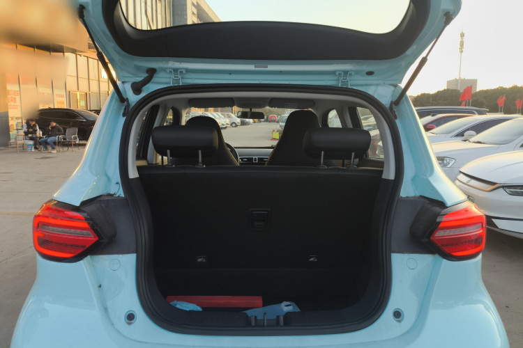 零跑汽车 零跑T03 2025款 403舒享版机舱底盘23