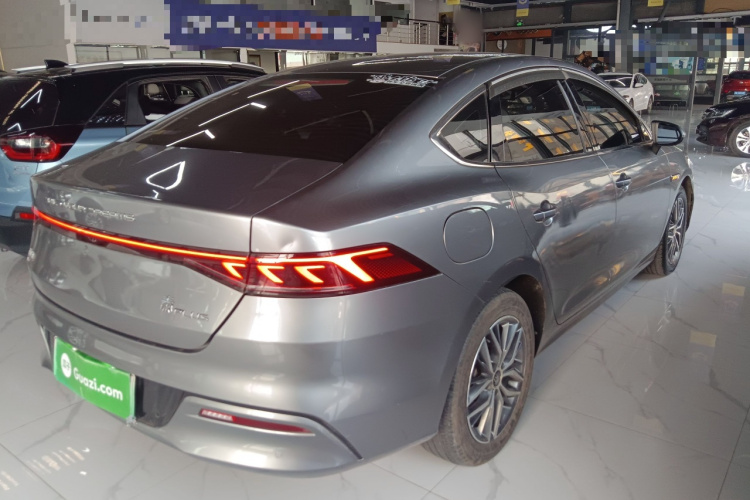 比亚迪 秦PLUS 2021款 EV 500KM 豪华型车身外观7