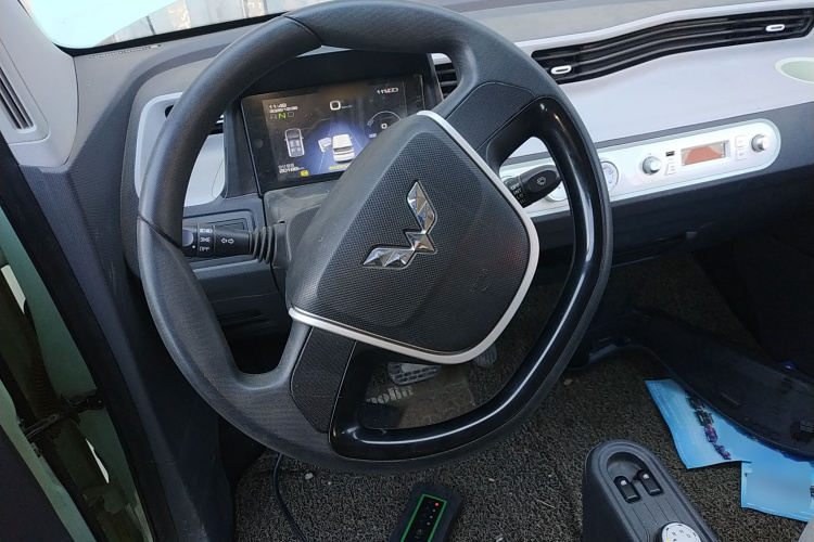 五菱汽车 宏光MINIEV 2021款 马卡龙时尚款 三元锂中控内饰13