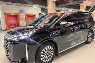 比亚迪 夏 2025款 DM-i 1.5T 180km 卓越型