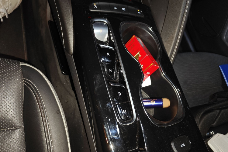 别克 2023款 昂科威S 552T 两驱豪华型局部细节18