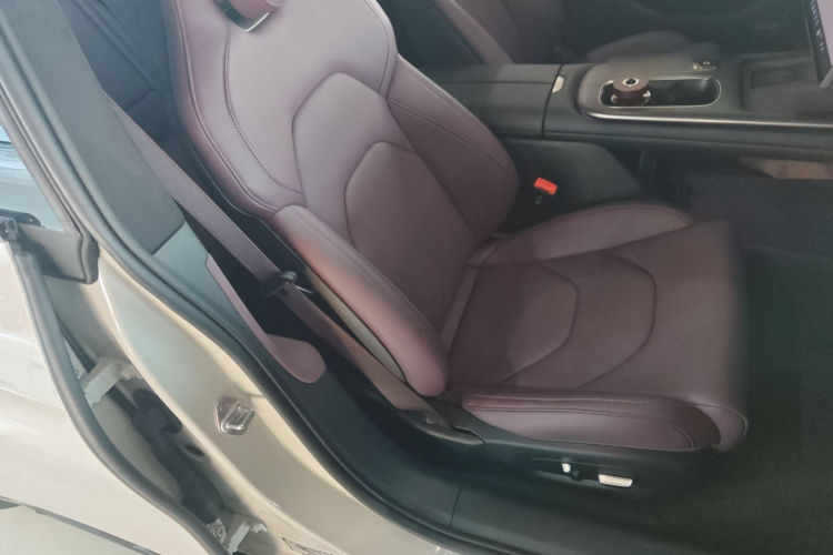 小米汽车 小米SU7 2024款 四驱超长续航高阶智驾Max版局部细节41