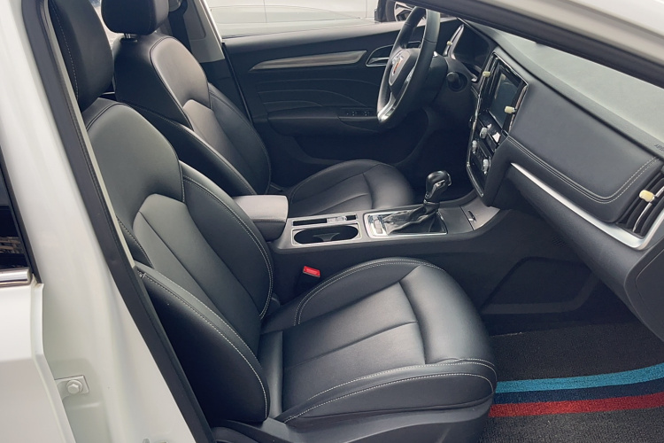 荣威i6 2018款 20T 自动旗舰版局部细节41