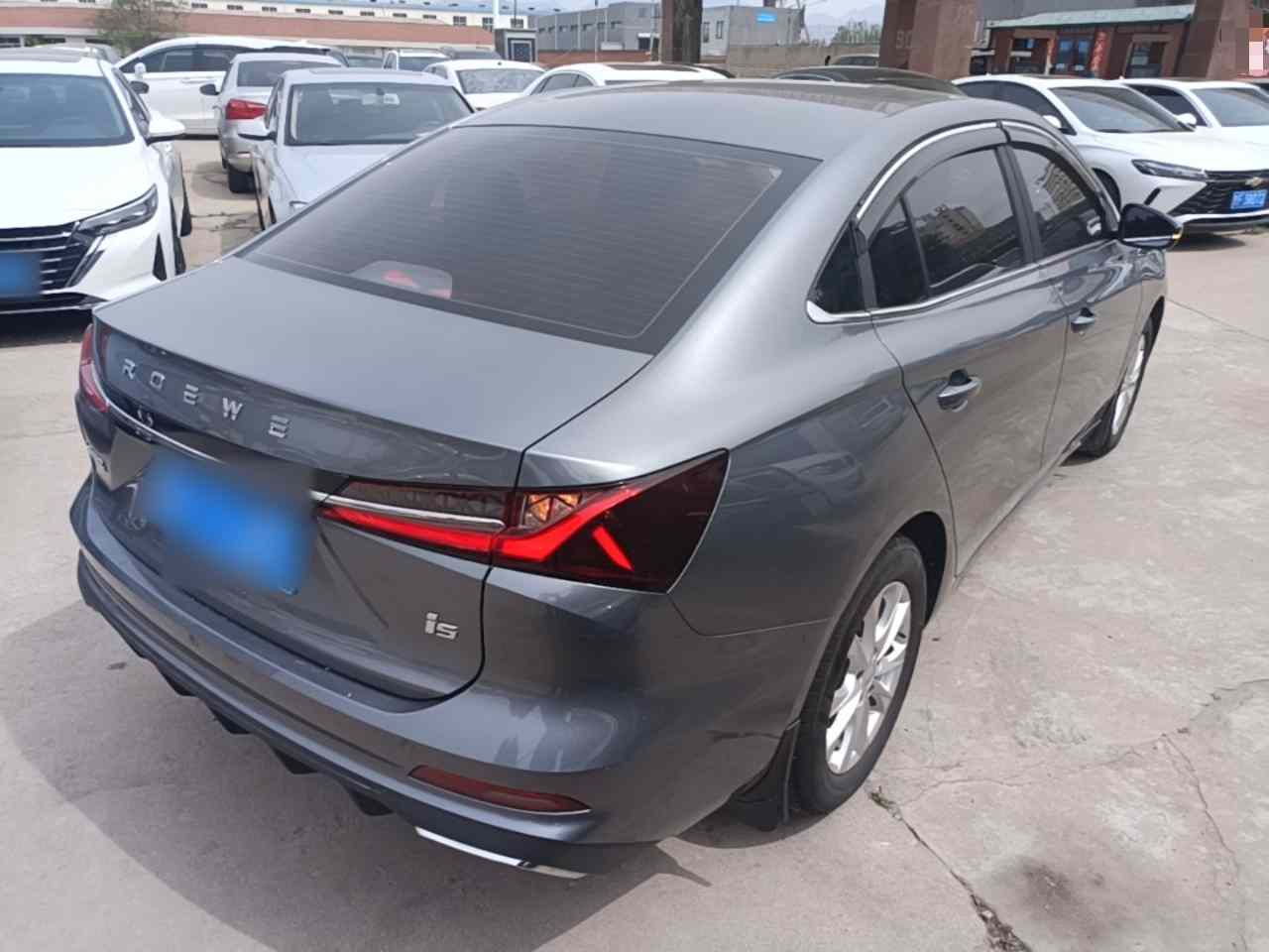 荣威i5 2023款 1.5L CVT豪华版(5)