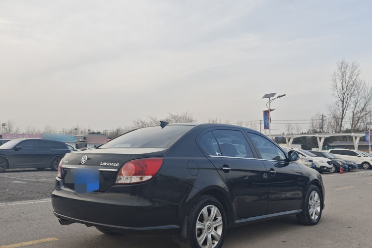 大众 朗逸 2011款 1.6L 自动品雅版车身外观6003