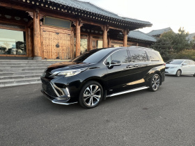 丰田 格瑞维亚 2024款 2.5L混动 尊贵PLUS版