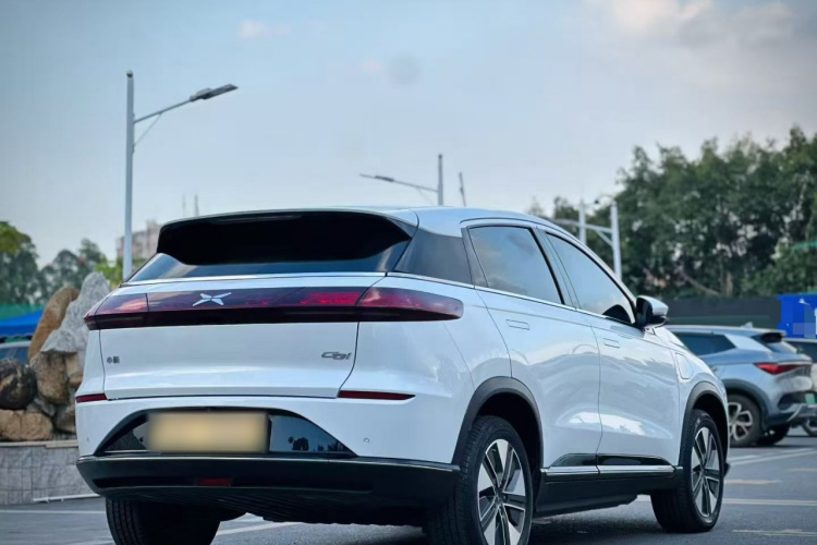 小鹏G3 2021款 G3i 460G车身外观7