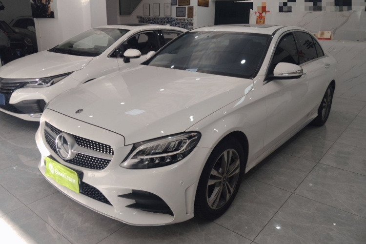 奔驰C级 2020款 C 200 L 时尚型运动版车身外观1