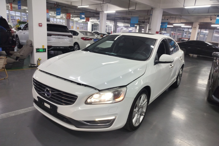 沃尔沃S60(进口) 2014款 T5 智逸版车身外观1