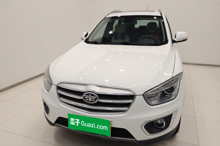 奔腾X80 2013款 2.0L 自动舒适型车身外观2