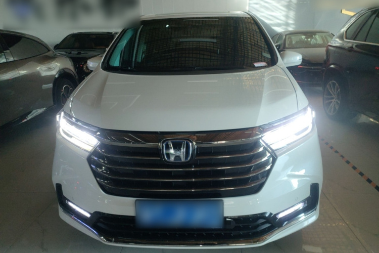 本田 奥德赛 2022款 2.0L e:HEV 锐·耀享版车身外观2