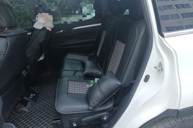 丰田 汉兰达 2021款 2.0T 四驱豪华版 7座中控内饰21