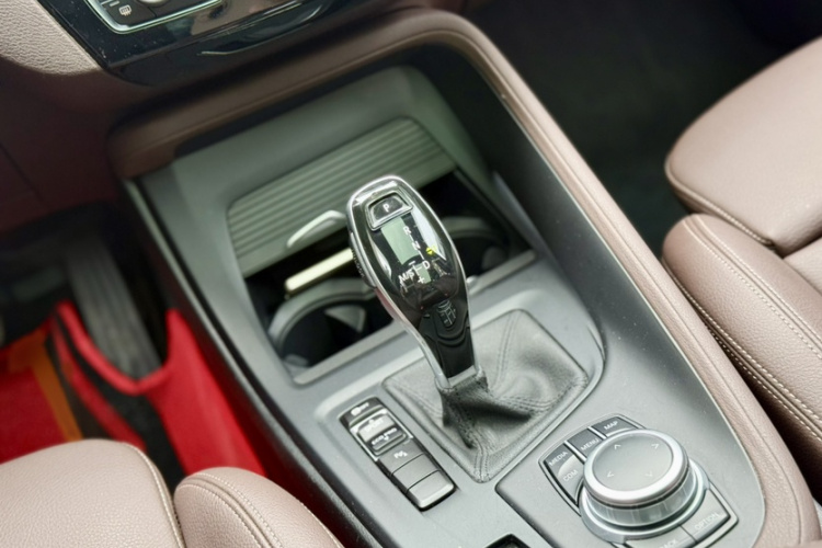 宝马X1 2020款 sDrive25Li 领先型中控内饰7002