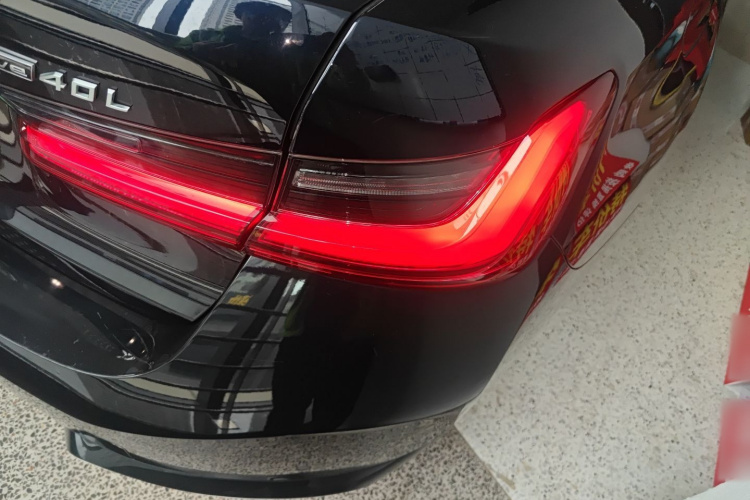 宝马i3 2024款 eDrive 40 L 曜夜套装车身外观6006