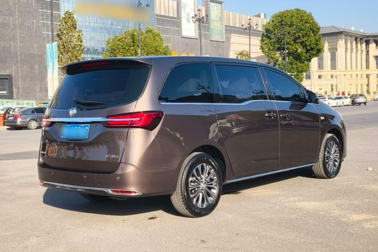 别克GL8 2023款 陆上公务舱 舒适型车身外观6002