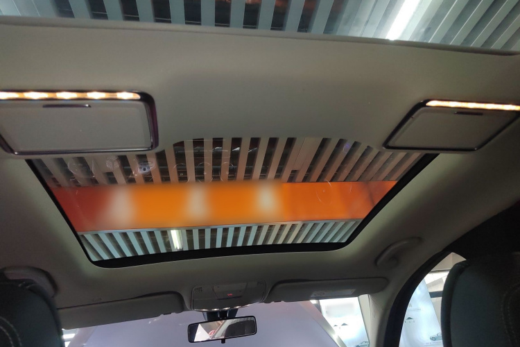 奔驰C级 2021款 C 260 L 运动版局部细节22