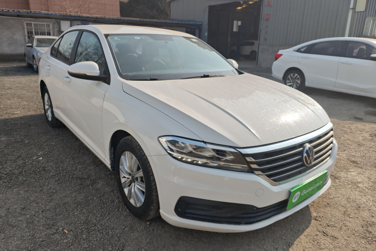 大众 朗逸 2022款 1.5L 自动风尚版车身外观3