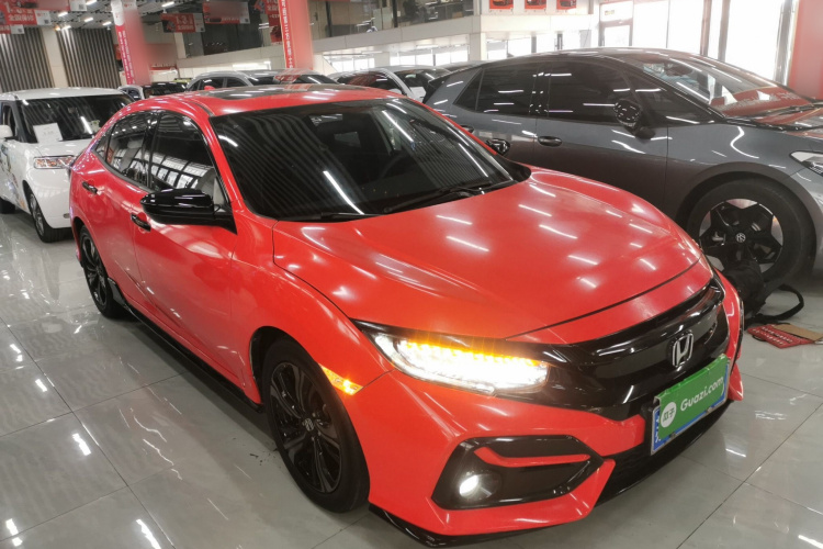 本田 思域 2021款 HATCHBACK 220TURBO CVT潮酷控车身外观3