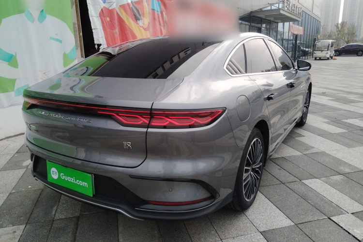 比亚迪 汉 2023款 DM-i 冠军版 121KM 尊享型车身外观7