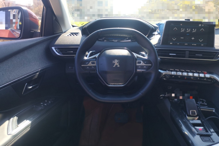 标致4008 2017款 350THP 豪华版中控内饰13