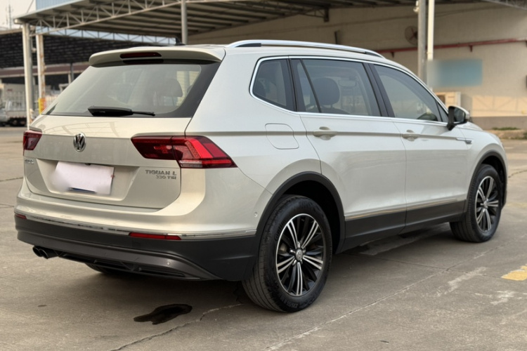 大众 途观L 2017款 330TSI 自动两驱旗舰版车身外观6008