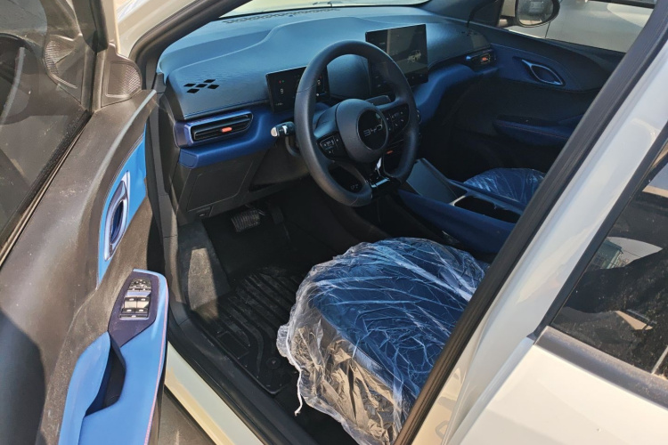 比亚迪 海鸥 2025款 智驾版 305km 活力版中控内饰20