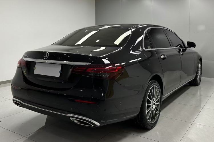 奔驰E级 2021款 改款 E 260 L车身外观6002