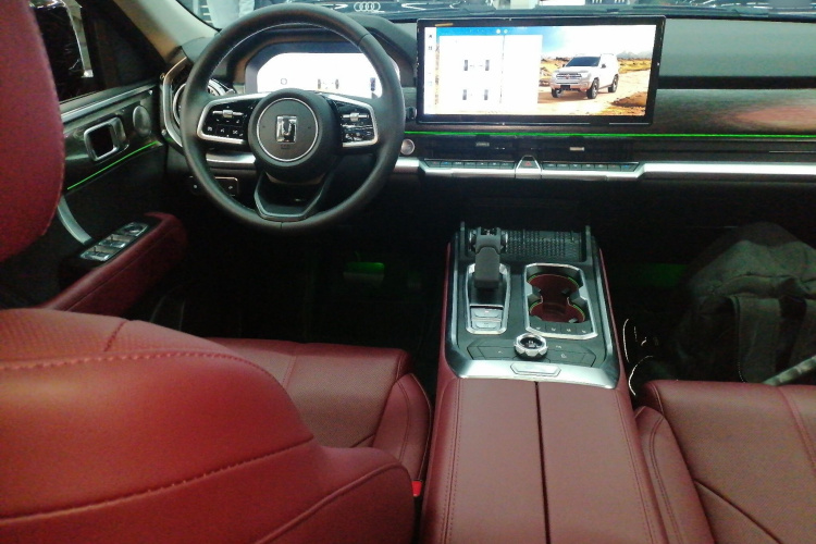 坦克400新能源 2024款 Hi4-T 越野版中控内饰13