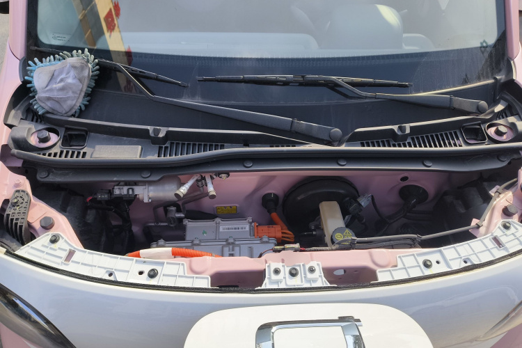 奔腾小马 2025款 222km 灵动马局部细节24