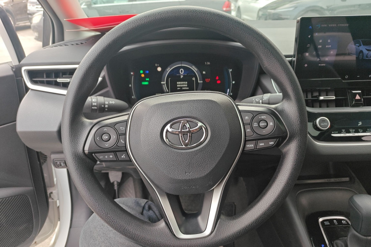 丰田 卡罗拉 2023款 1.8L 智能电混双擎 精英版中控内饰13