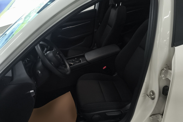 马自达3 昂克赛拉 2022款 2.0L 自动质擎版中控内饰19