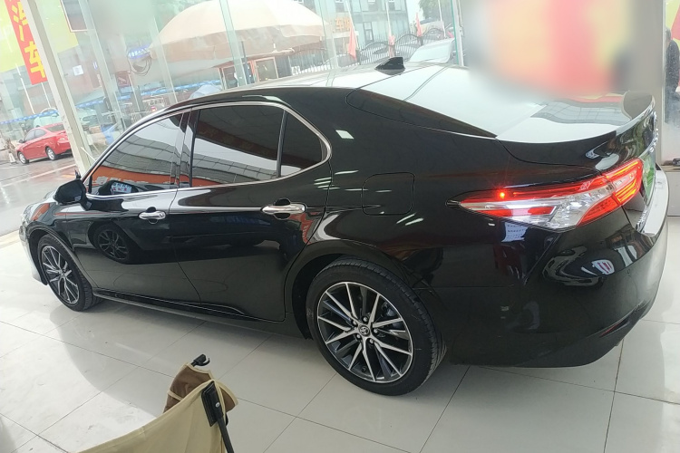 丰田 凯美瑞 2023款 2.5Q 旗舰版车身外观4