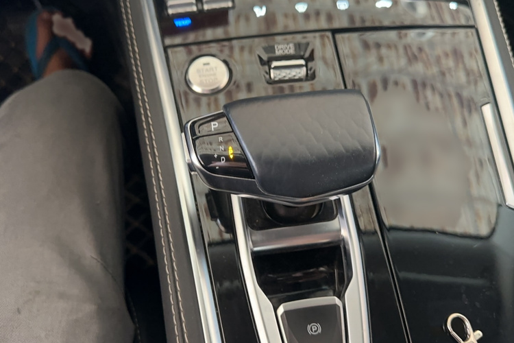 长安CS85 COUPE 2021款 1.5T DCT精英型局部细节18