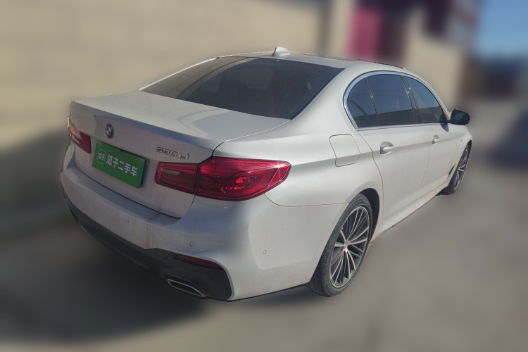 宝马5系 2020款 530Li 尊享型 M运动套装车身外观6005