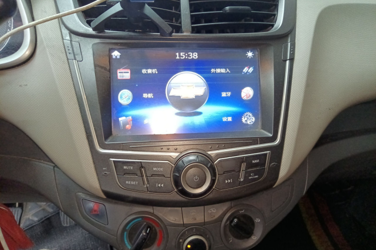 雪佛兰 2016款 赛欧3 1.3L 手动舒适天窗版局部细节16