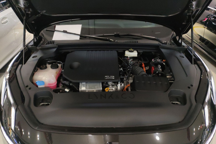 领克07 2024款 EM-P 126长续航 Halo机舱底盘24